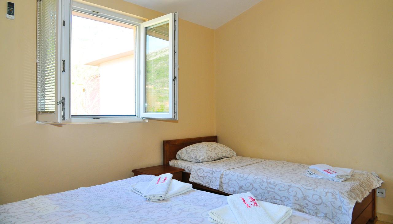 Apartmani Bulajic Tivat Exterior photo